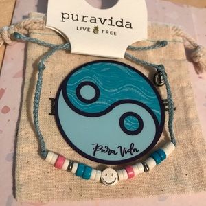 Pura Vida Happy Face Beaded Bracelet!